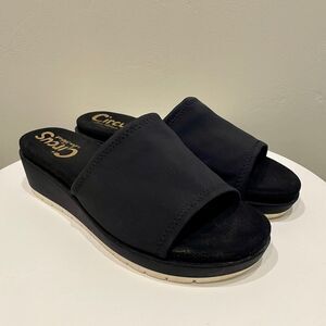Circus by Sam Edelman Alice Slip On Platform Sandals in Black - Size: 9.5